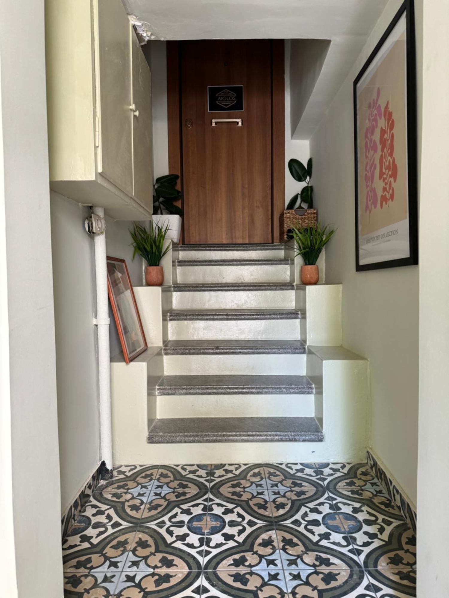 Aiolos Kolonaki 8 Near Hilton Athen